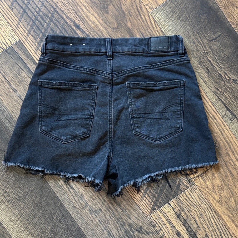 American Eagle Outfitters Charcoal Black Stretch Denim Jean Shorts Women’s Sz 6 - Picture 2 of 5